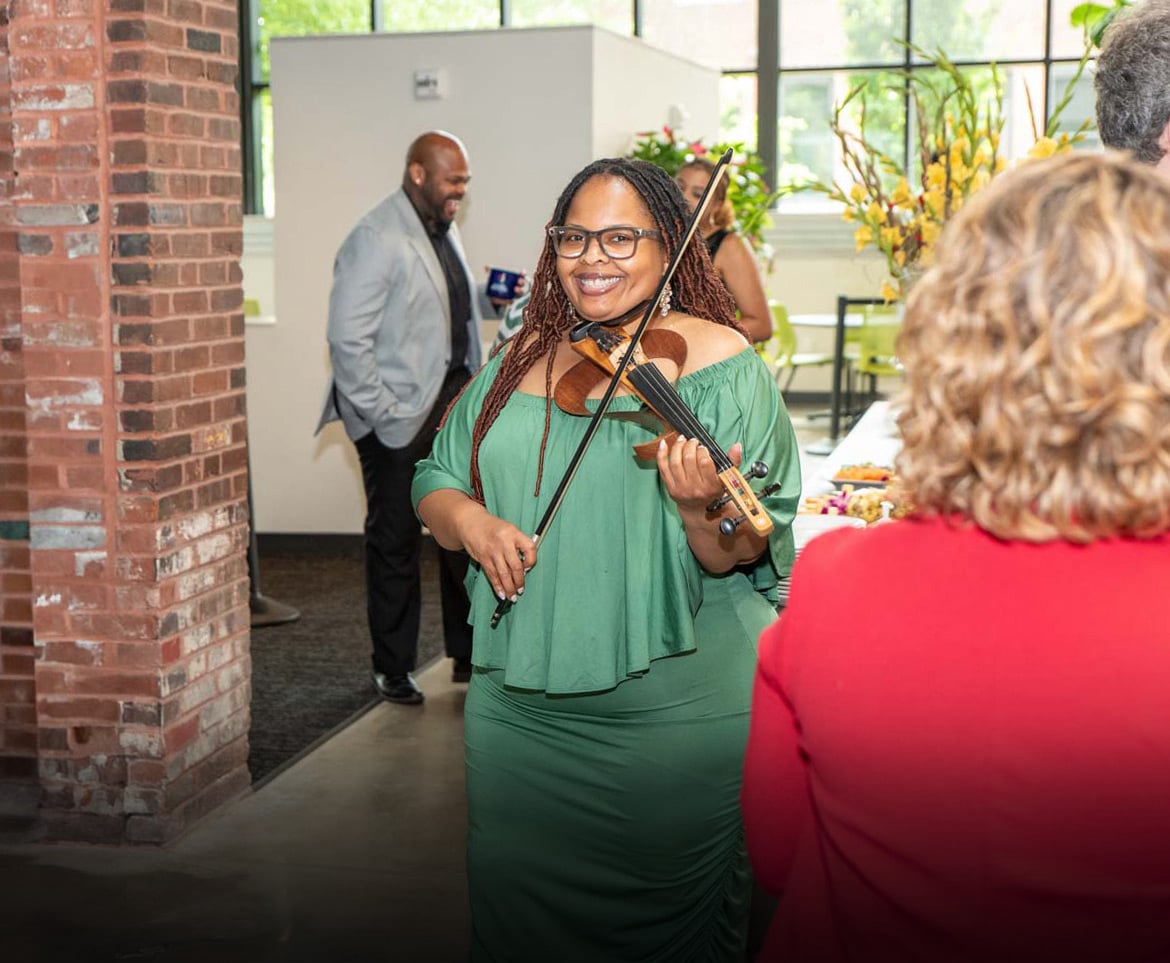 Violinist plays at the reception