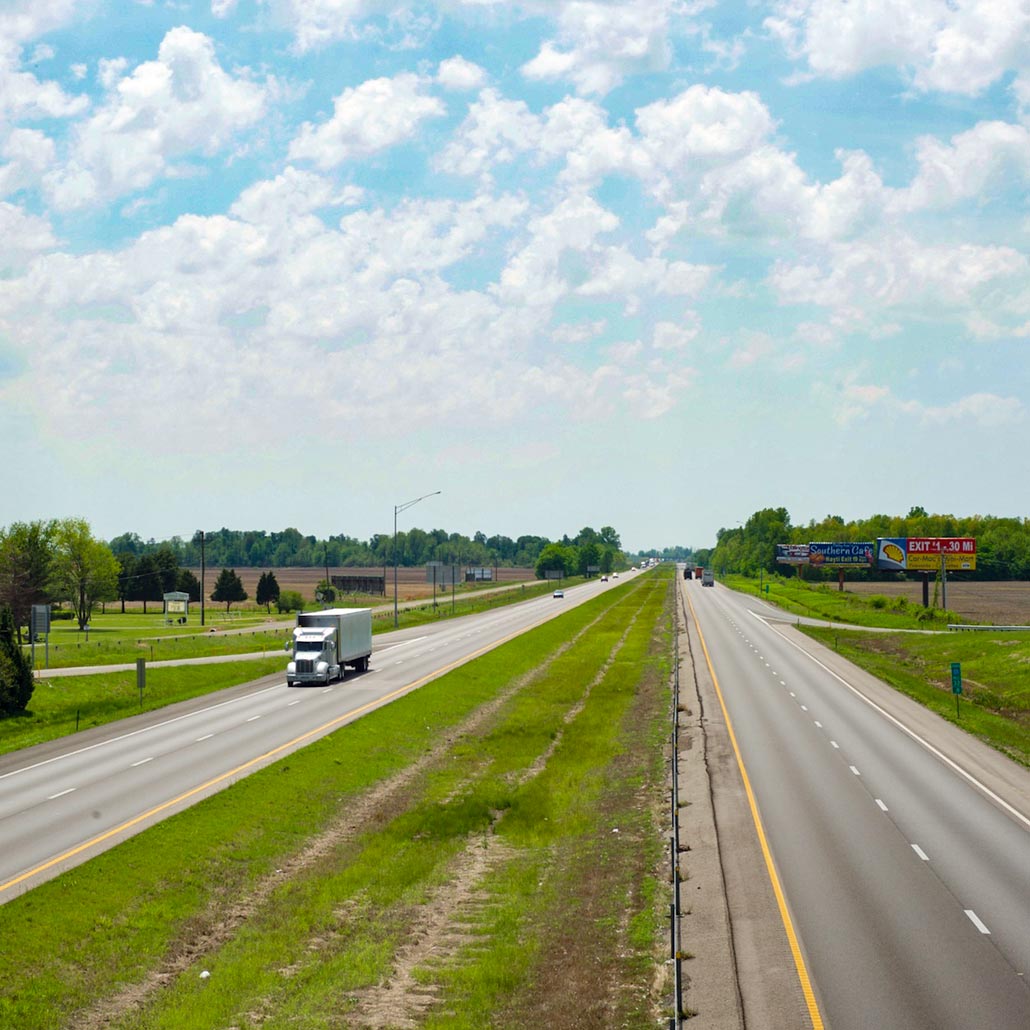 photo of rural Missouri highway